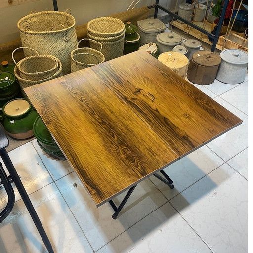 میز تاشو پایه فلزی روکش چوبی MDF ( بلند ) مسافرتی سبک