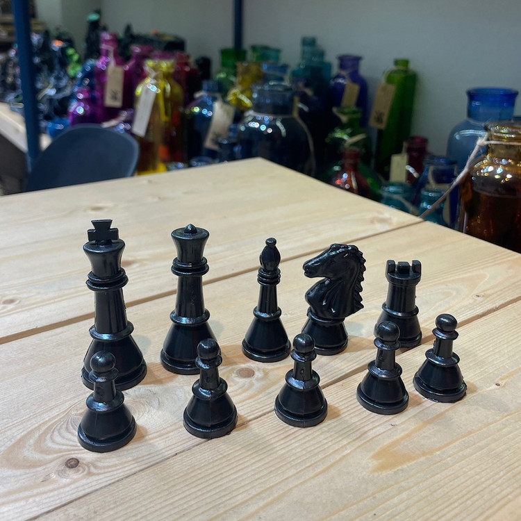 شطرنج مسافرتی همراه با مهره و صفحه ی نمدی (FIDE)